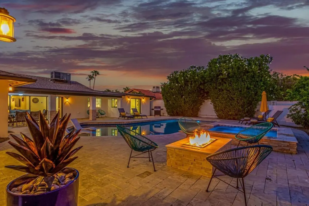 Holiday home Tequila Time Retreat - 5Br Near Golf With Pool & Spa Phoenix United States